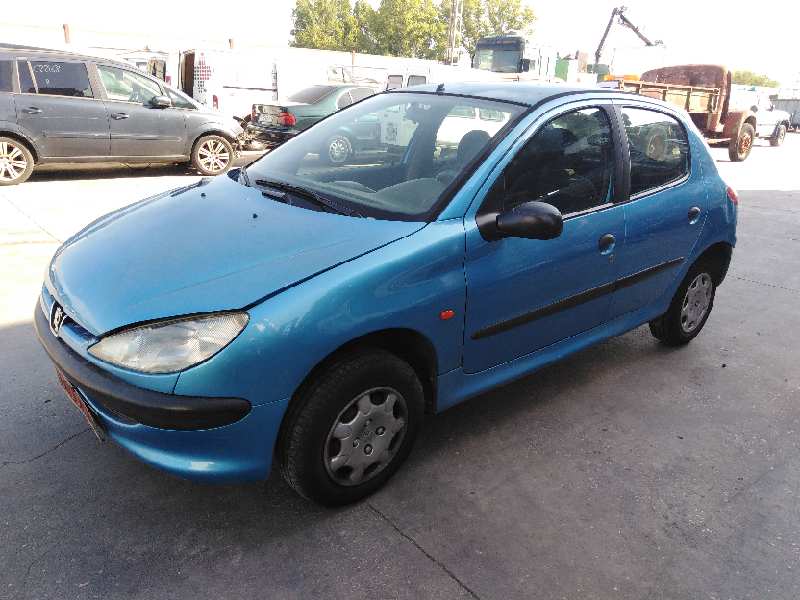 PEUGEOT 206 BERLINA 1998
