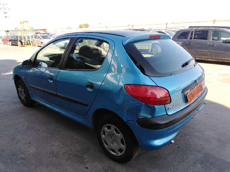 PEUGEOT 206 BERLINA 1998