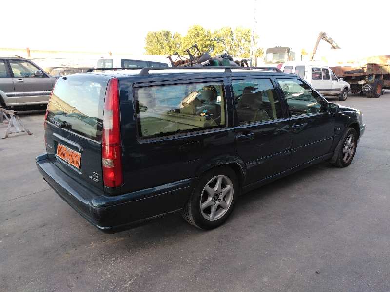 VOLVO V70 FAMILIAR 1996