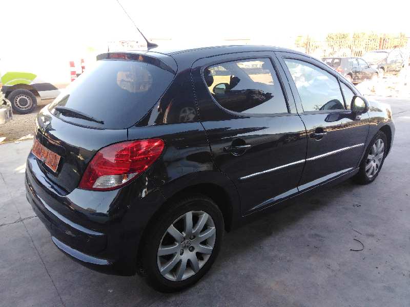 PEUGEOT 207 2006