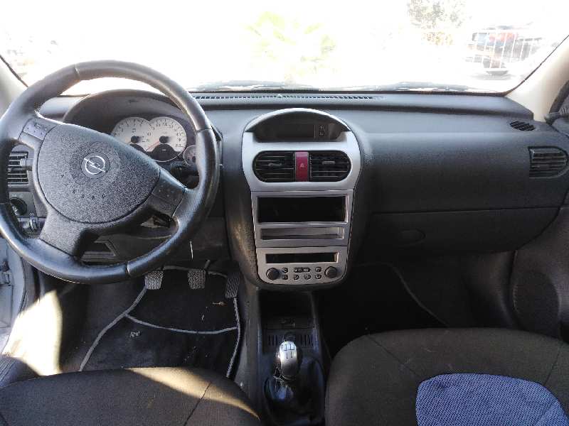 OPEL CORSA C 2003