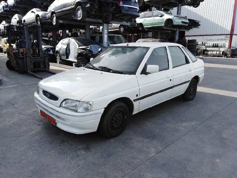 FORD ESCORT BERLINA/TURNIER 1990