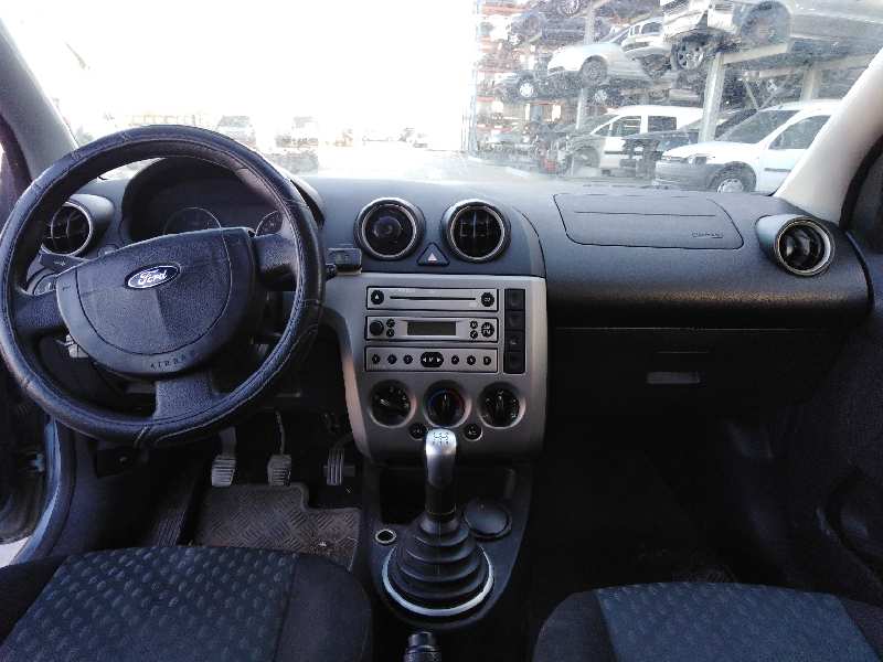 FORD FIESTA (CBK) 2001