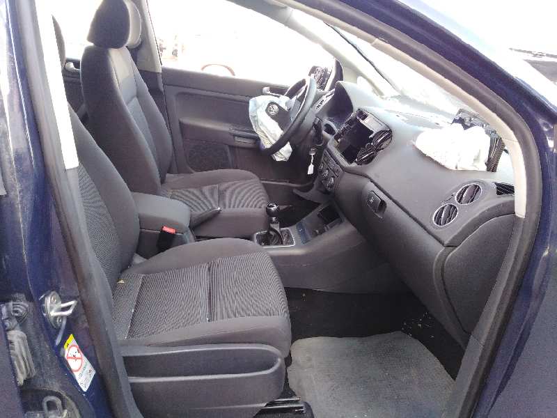 ASIENTO DELANTERO IZQUIERDO