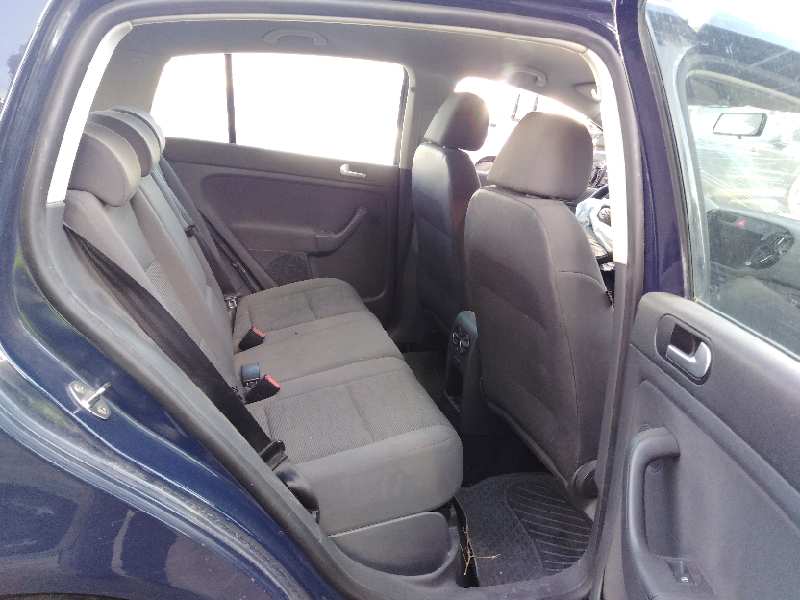 ASIENTO DELANTERO IZQUIERDO