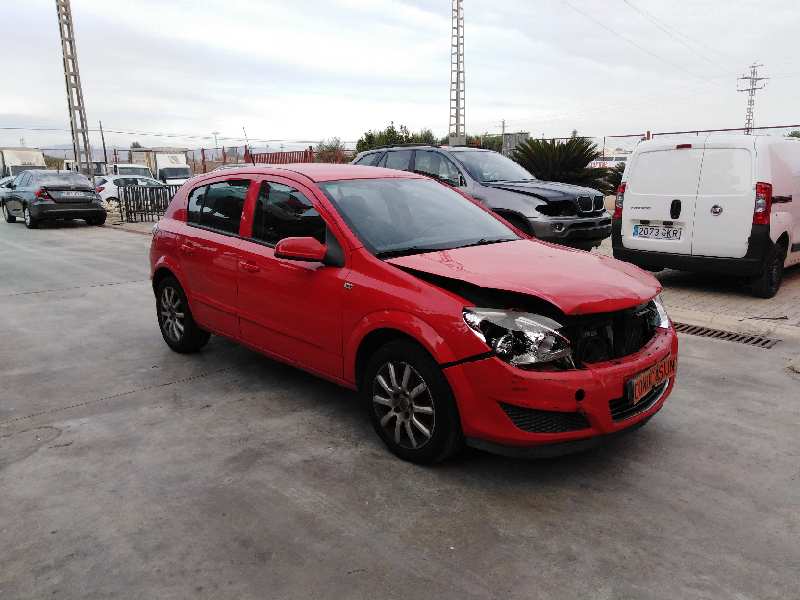 OPEL ASTRA H BERLINA 2004