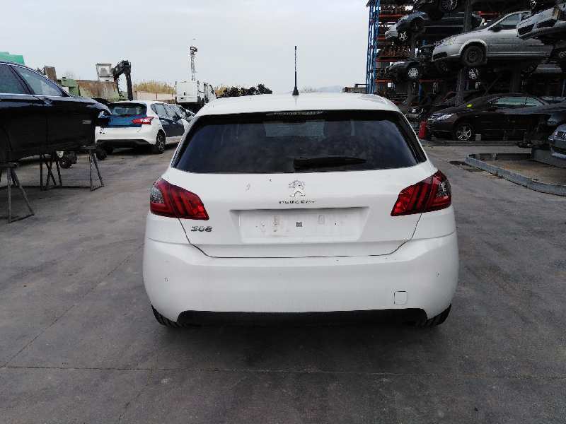 PEUGEOT 308 2013