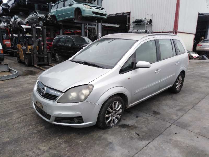 OPEL ZAFIRA B 2005