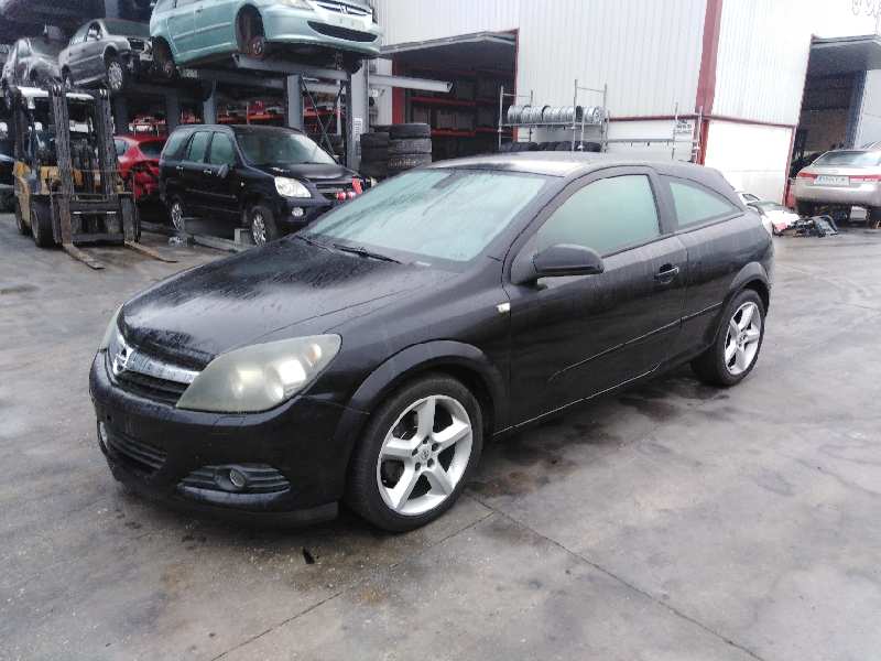 OPEL ASTRA GTC 2004