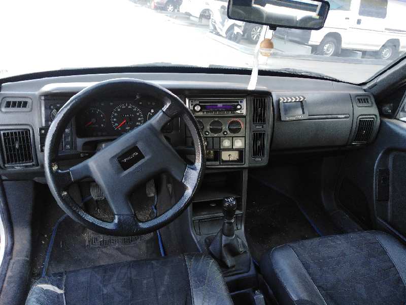 VOLVO SERIE 440 1988