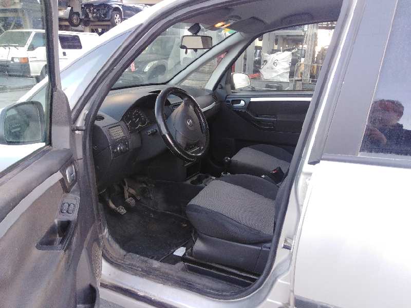 OPEL MERIVA 2003