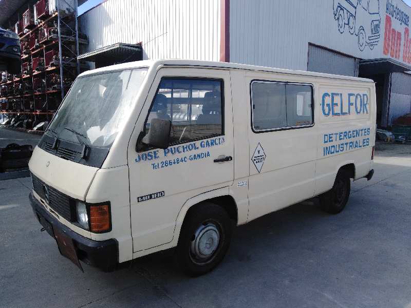 REJILLA DELANTERA