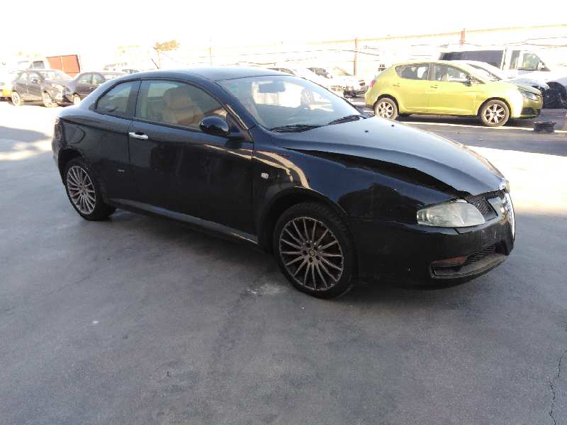 ALFA ROMEO GT (125) 2004