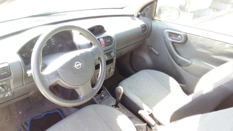 OPEL CORSA C 2000