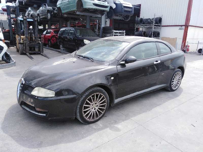 ALFA ROMEO GT (125) 2004