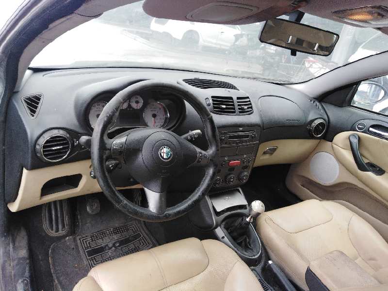 ALFA ROMEO GT (125) 2004