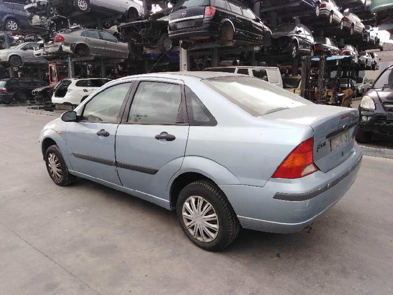 FORD FOCUS BERLINA (CAK) 1998