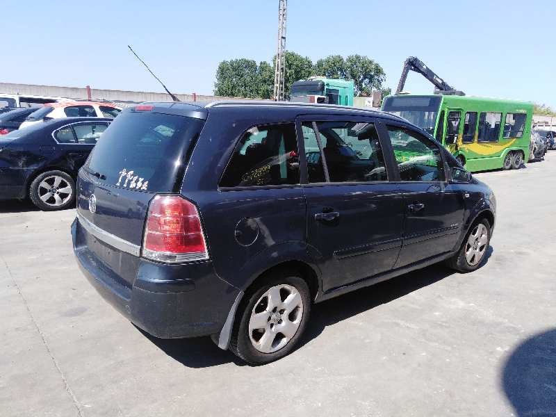 OPEL ZAFIRA B 2005