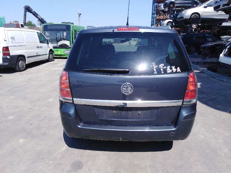 OPEL ZAFIRA B 2005