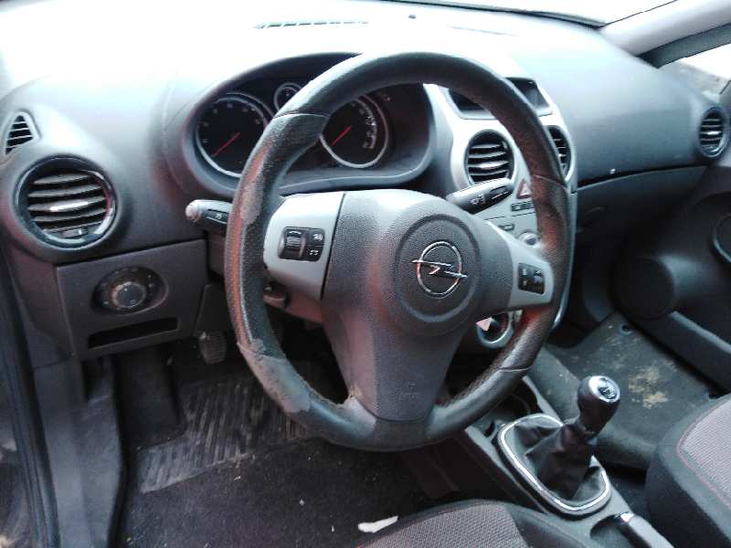 OPEL CORSA D 2006