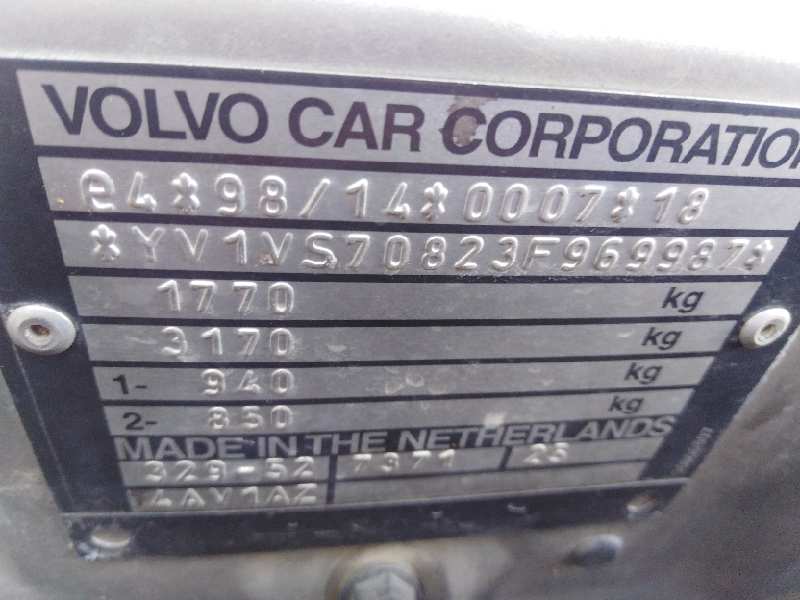 VOLVO S40 BERLINA 2000