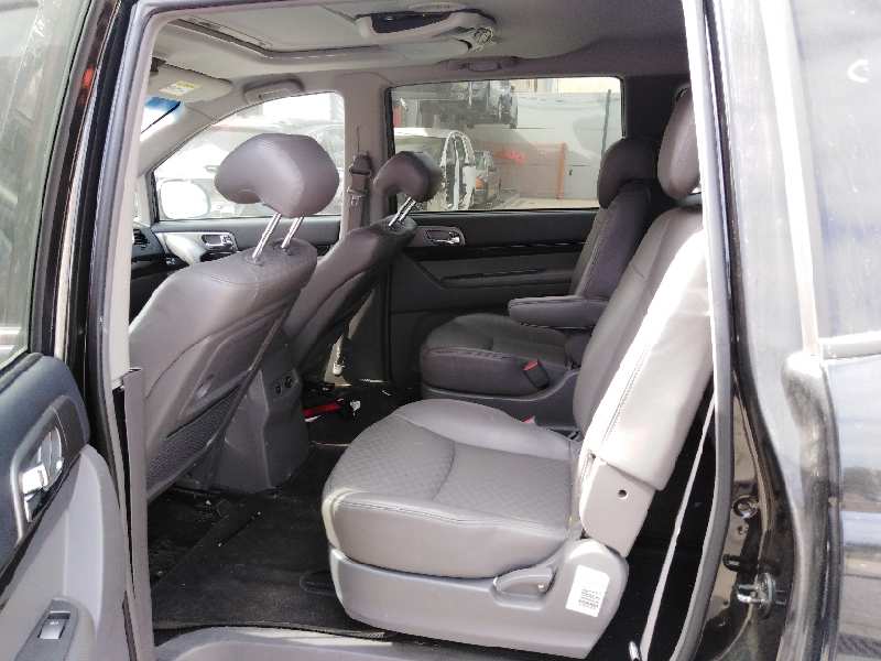 SSANGYONG RODIUS 2005