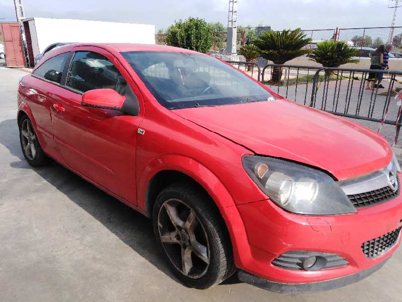 OPEL ASTRA GTC 2004