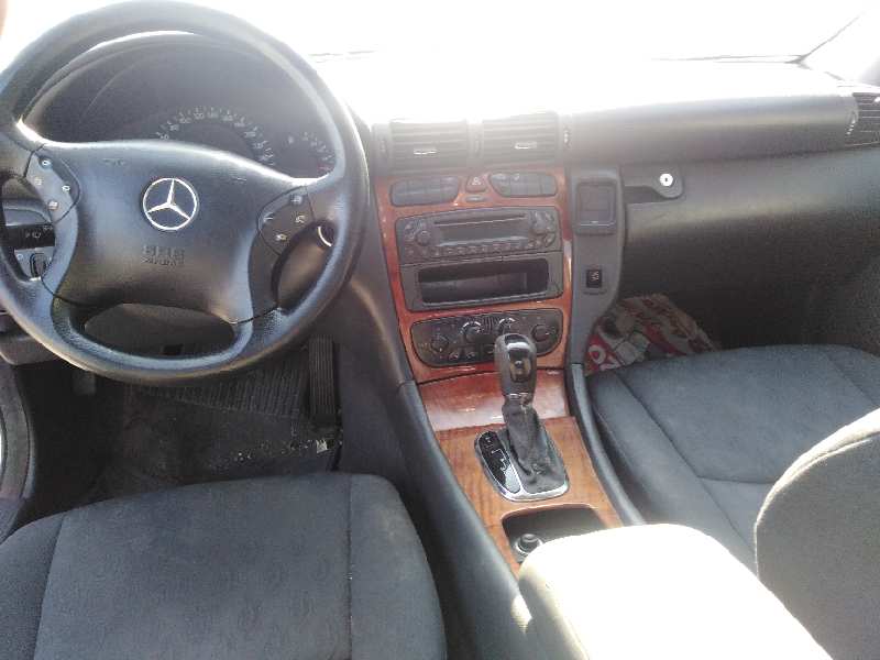 MERCEDES CLASE C (W203) BERLINA 2000