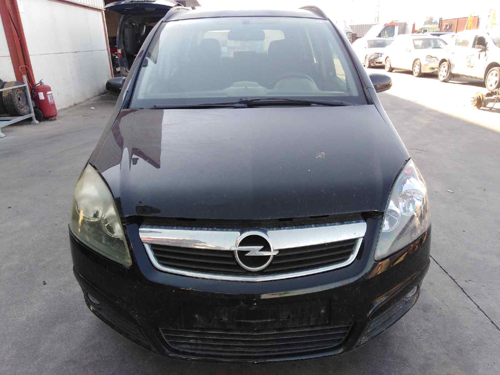 OPEL ZAFIRA B 2005