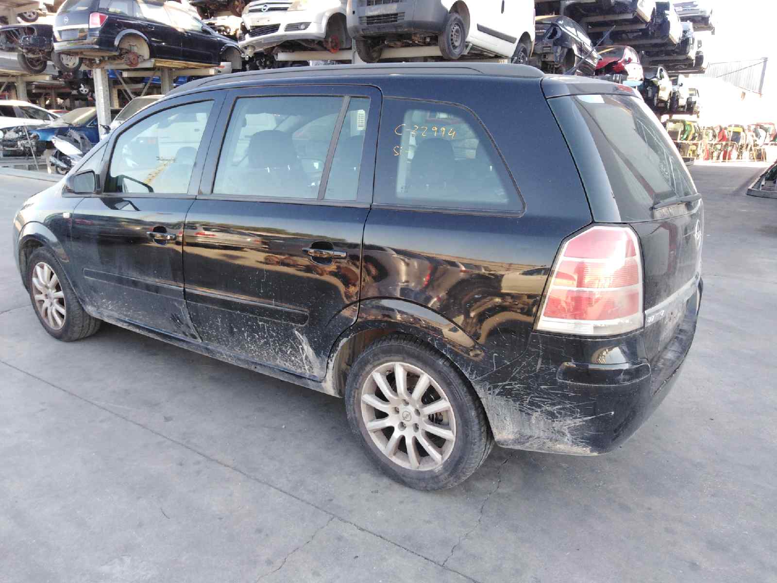 OPEL ZAFIRA B 2005