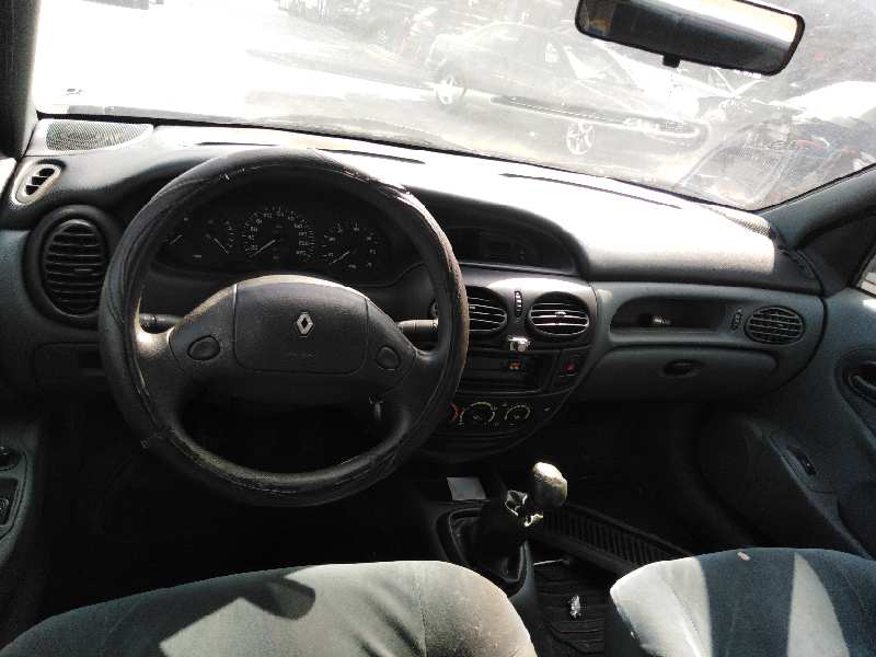 RENAULT MEGANE I BERLINA HATCHBACK (BA0) 1995