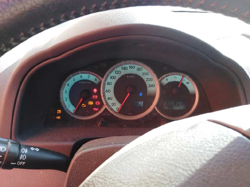 TOYOTA COROLLA VERSO (R1) 2004
