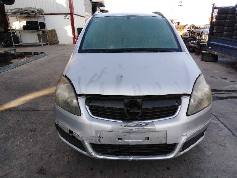 OPEL ZAFIRA B 2005