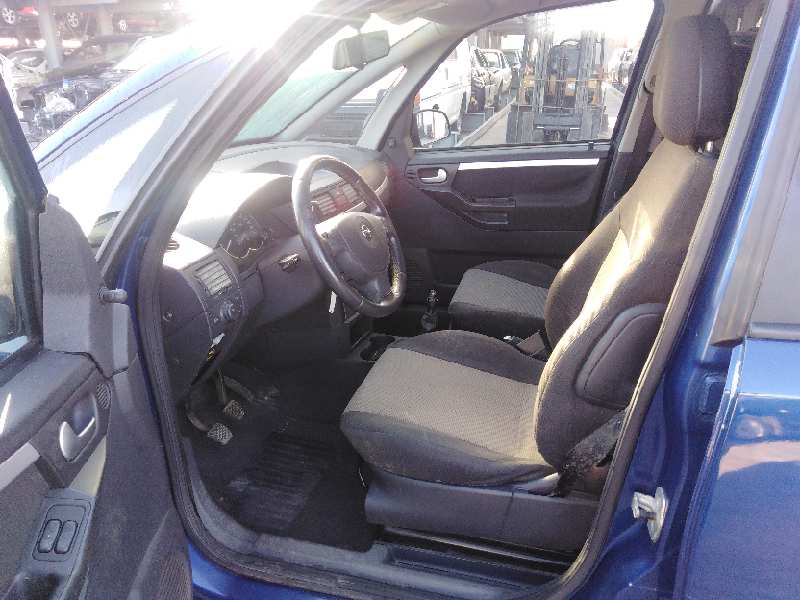 OPEL MERIVA 2003