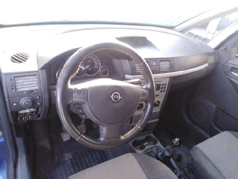 OPEL MERIVA 2003