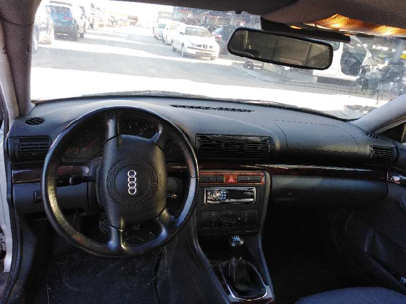 AUDI A4 BERLINA (B5) 1999