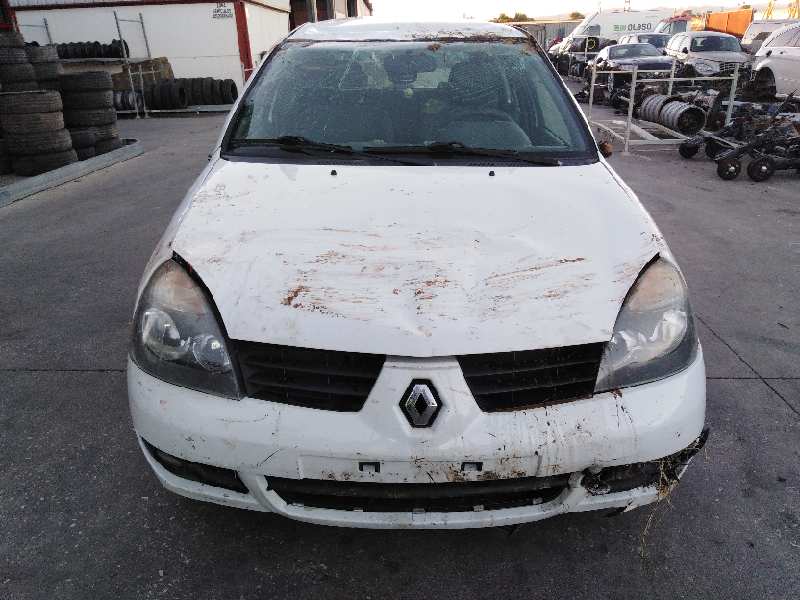 RENAULT CLIO II FASE II (B/CB0) 2001