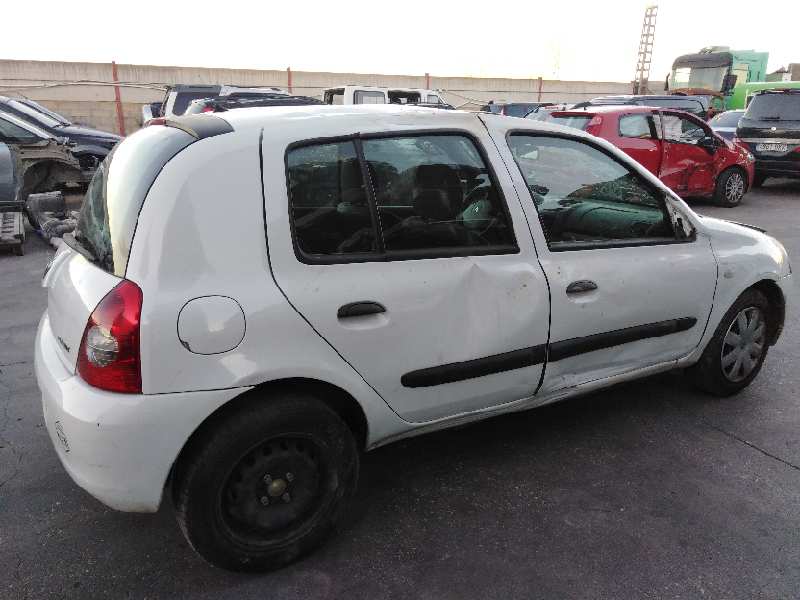 RENAULT CLIO II FASE II (B/CB0) 2001