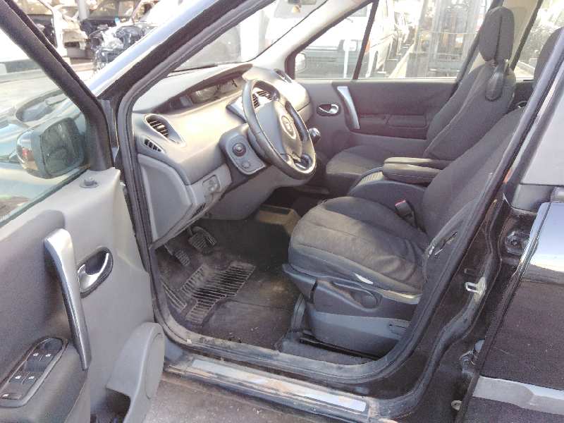 RENAULT SCENIC II 2003