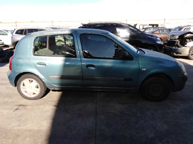 RENAULT CLIO II FASE II (B/CB0) 2001