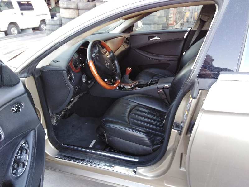 RETROVISOR IZQUIERDO