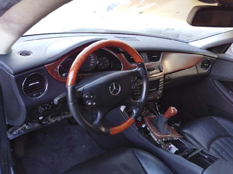 RETROVISOR IZQUIERDO