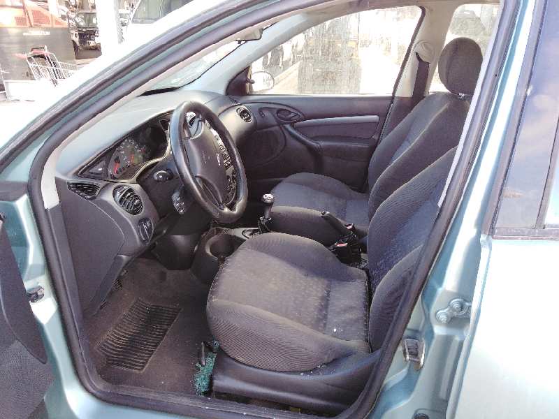 FORD FOCUS BERLINA (CAK) 1998