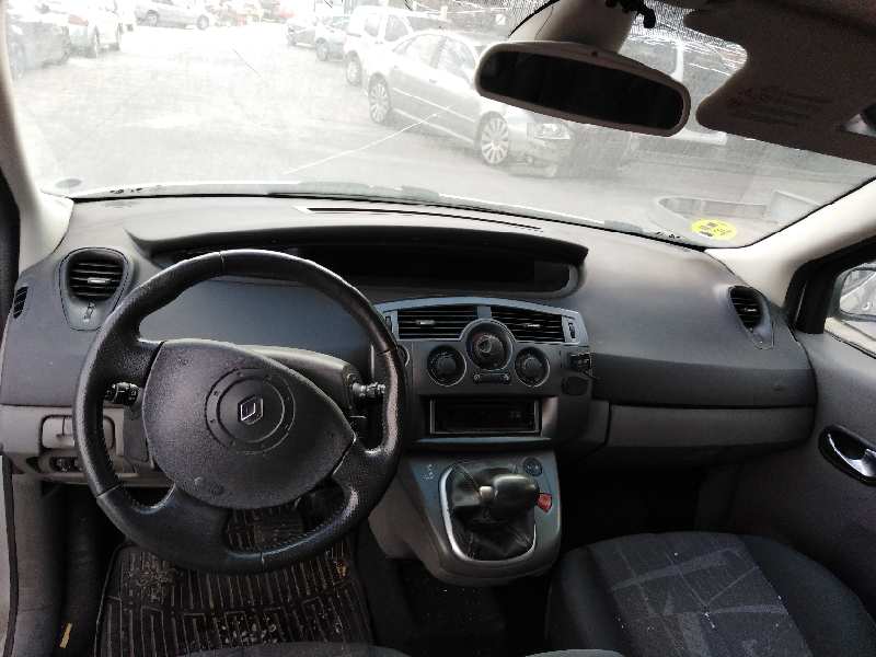 RENAULT SCENIC II 2003