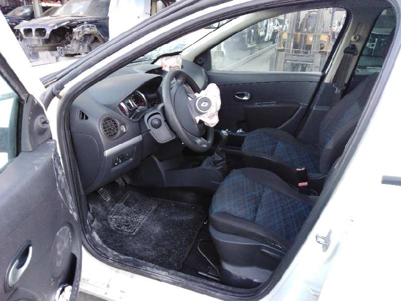 RENAULT CLIO III 2005