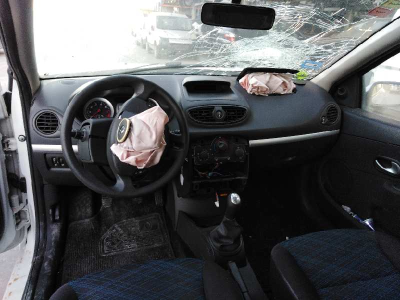 RENAULT CLIO III 2005