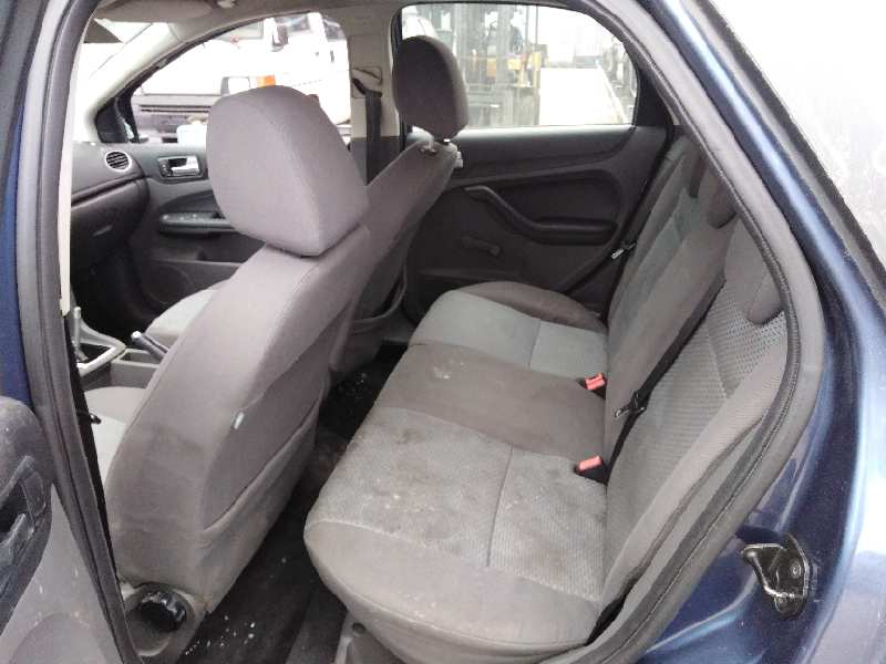 FORD FOCUS BERLINA (CAP) 2004