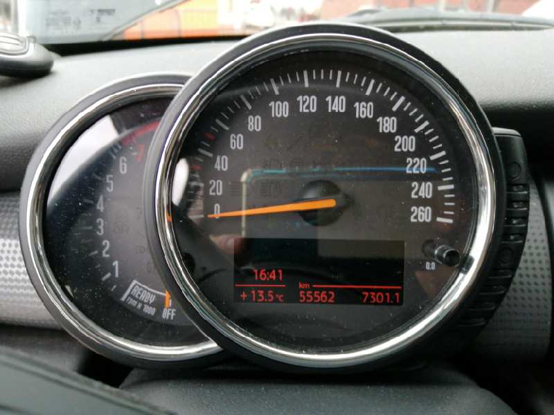 MINI MINI (F56) 2013