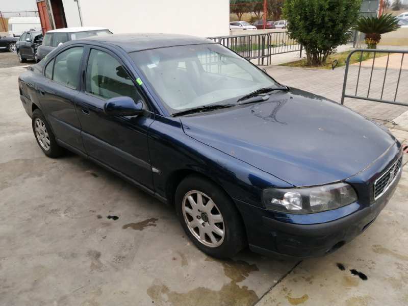 VOLVO S60 BERLINA 2000