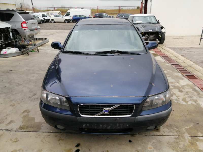 VOLVO S60 BERLINA 2000